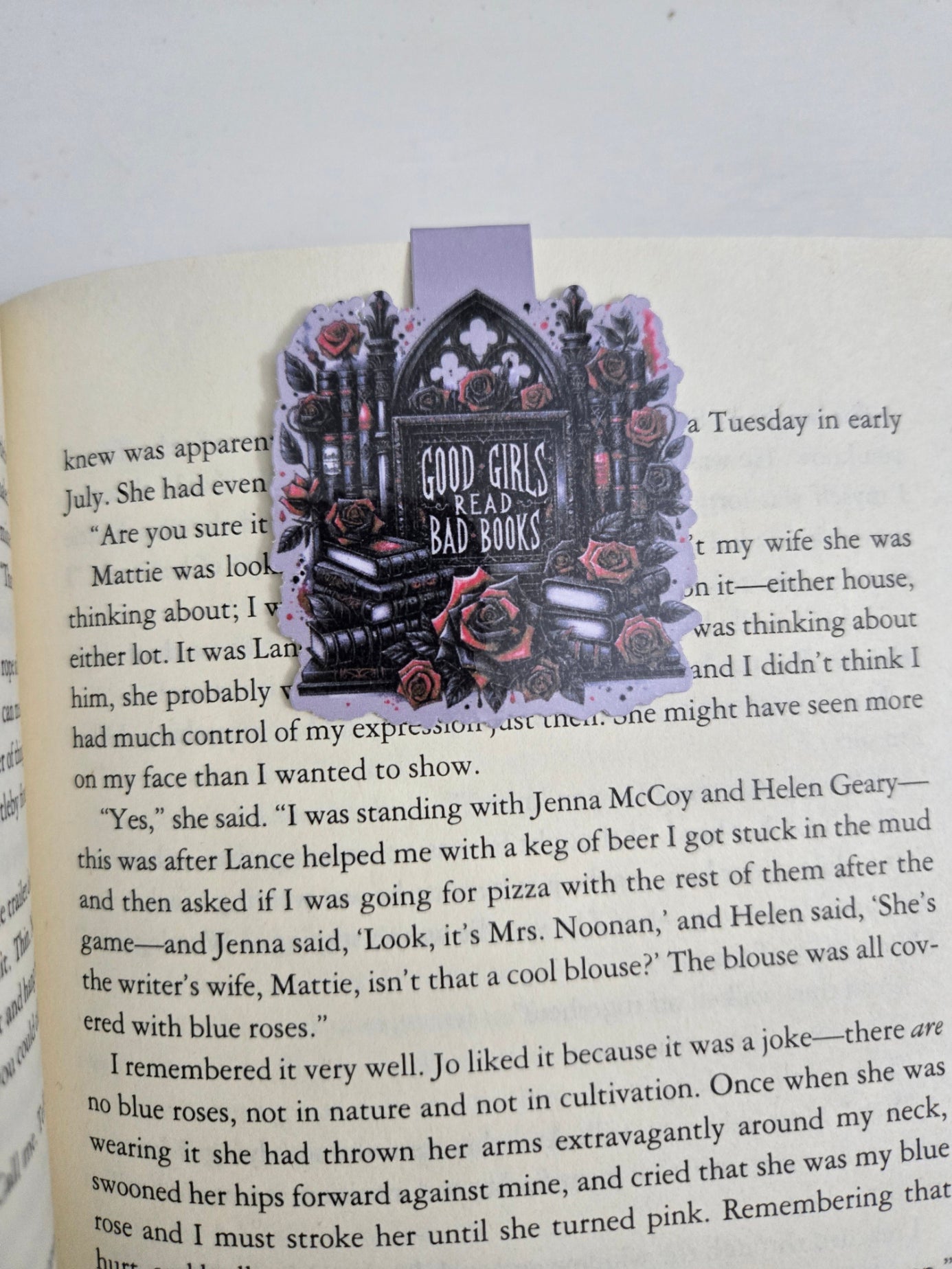 Good Girls Read Bad Books - Magnetic Bookmark